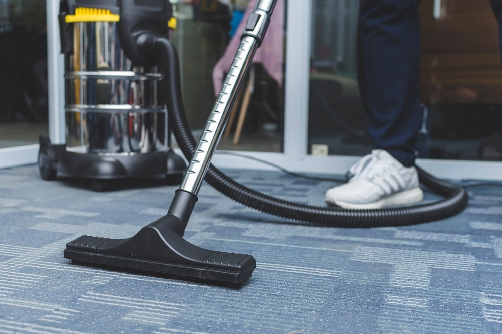 What are the dos and don’ts of office cleaning